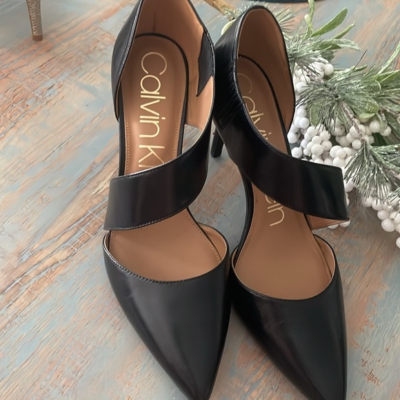 Calvin Klein Women's Black Heels size 9 - Picture 2 of 6